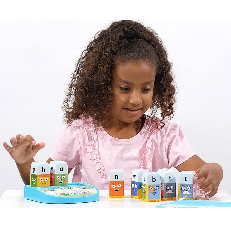 Alphablocks Phonics Fun: Learn Letter Recognition and Sounds, Spelling and Vocabulary Perfect for Interactive Play and Child Development - Ages 3+ - Educational Toy - Image 6