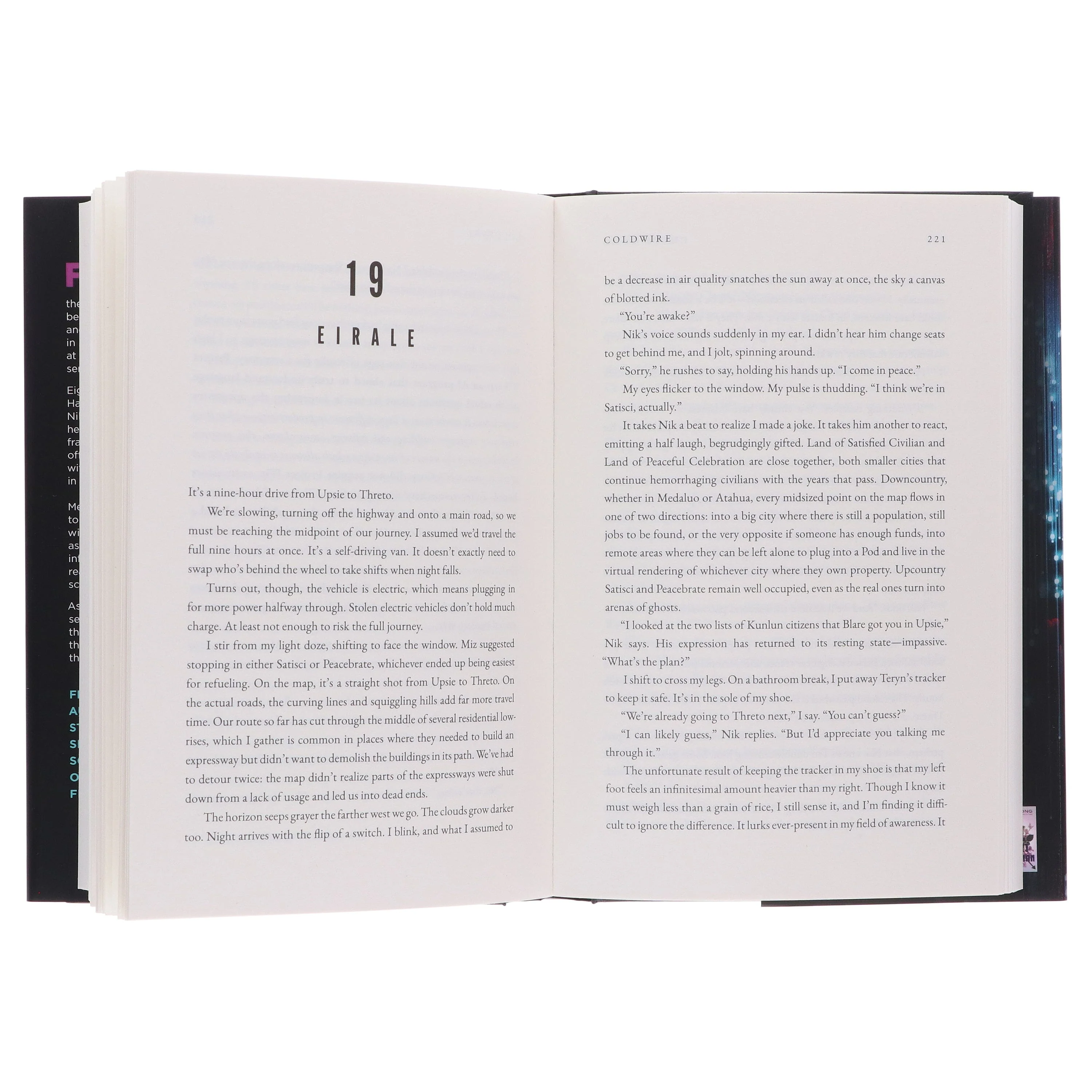 Coldwire: Everybody Wants To Rule The World by Chloe Gong - Fiction - Hardback - Image 6
