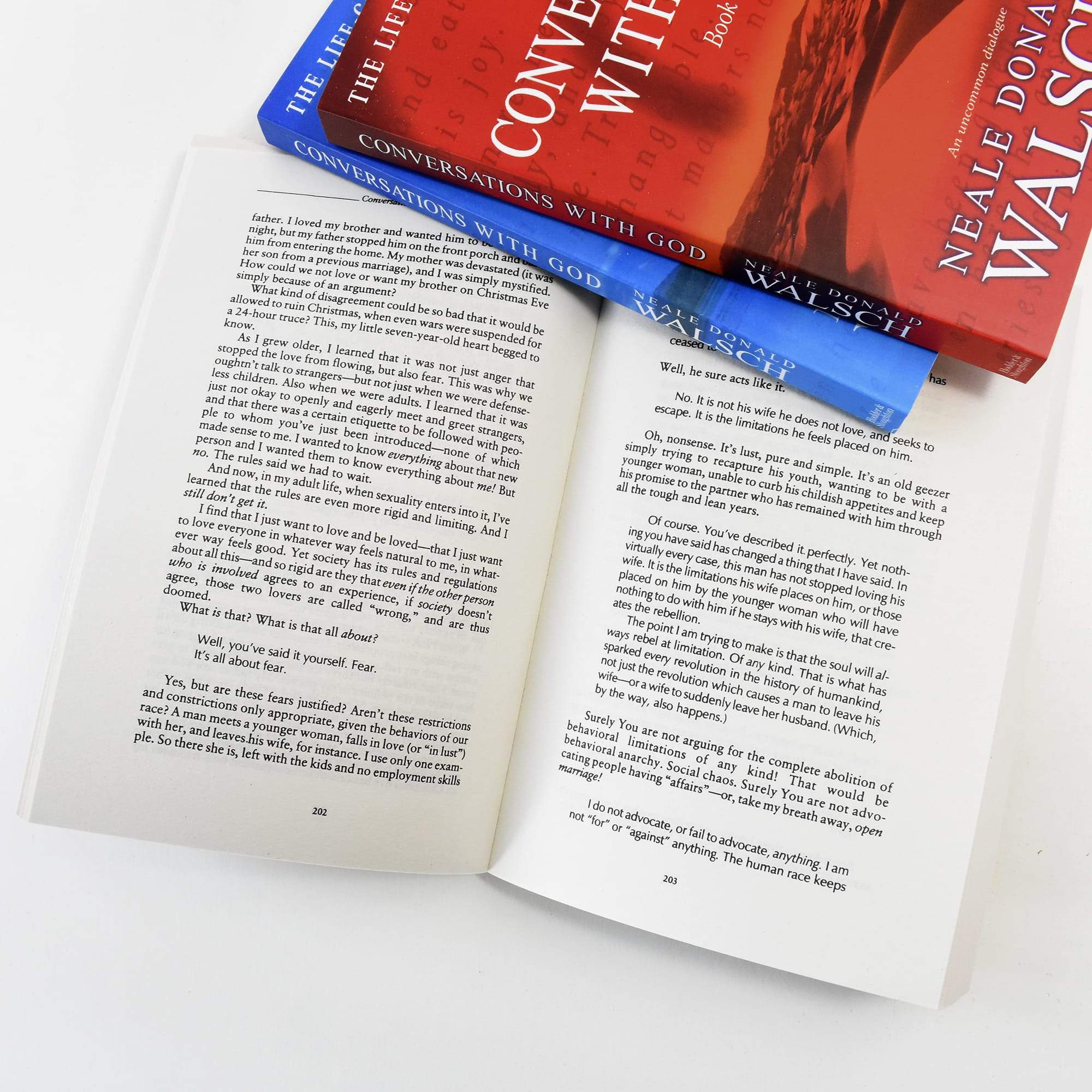 Damaged - Conversations With God 3 Books By Neale Donald Walsch - Non-Fiction - Paperback - V 37 - Image 2