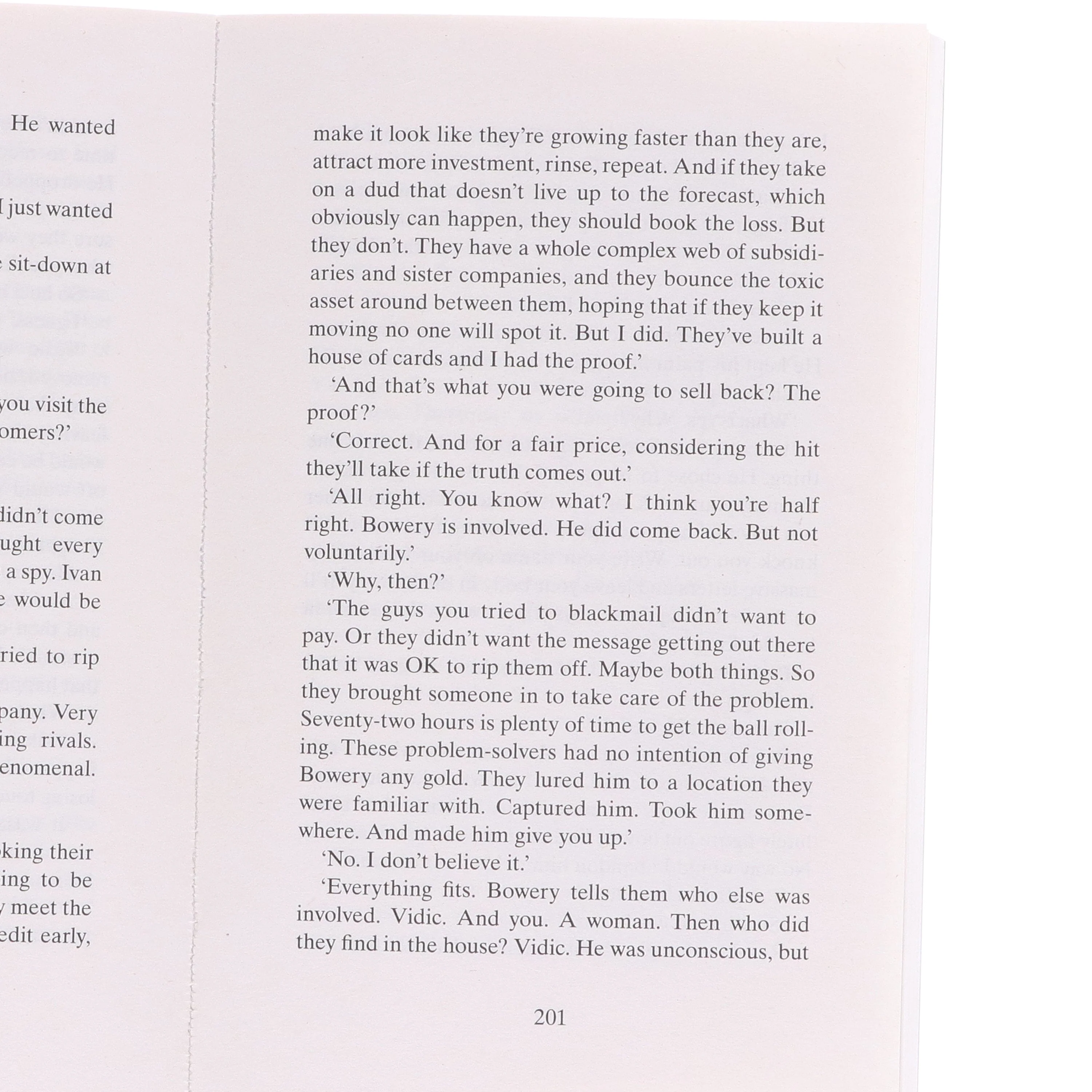 Jack Reacher by Lee Child & Andrew Child: Books 26-29 Collection Set - Fiction - Paperback - Image 8
