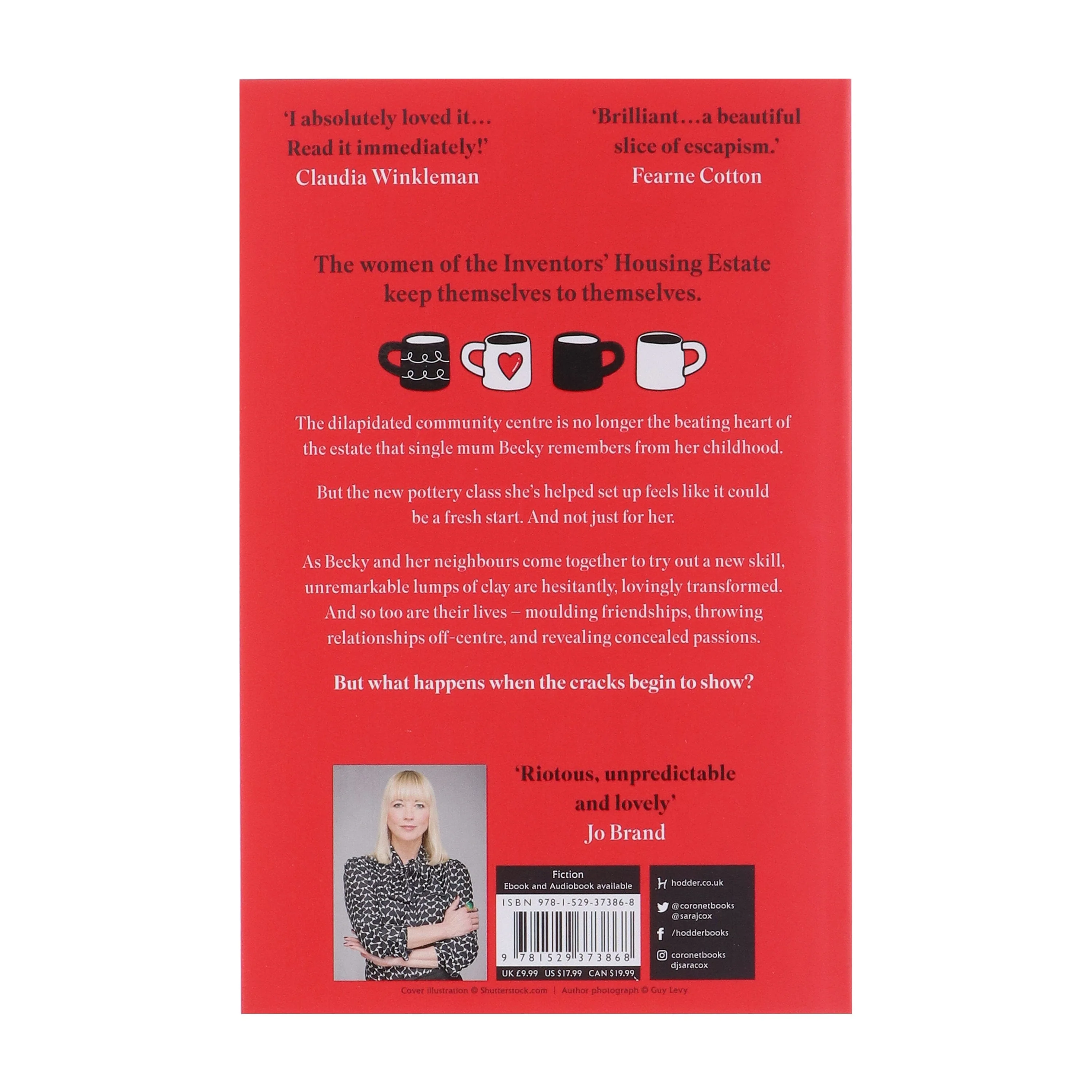 Thrown: The glorious feel-good of love, friendship and pottery by Sara Cox - Fiction - Paperback - Image 3