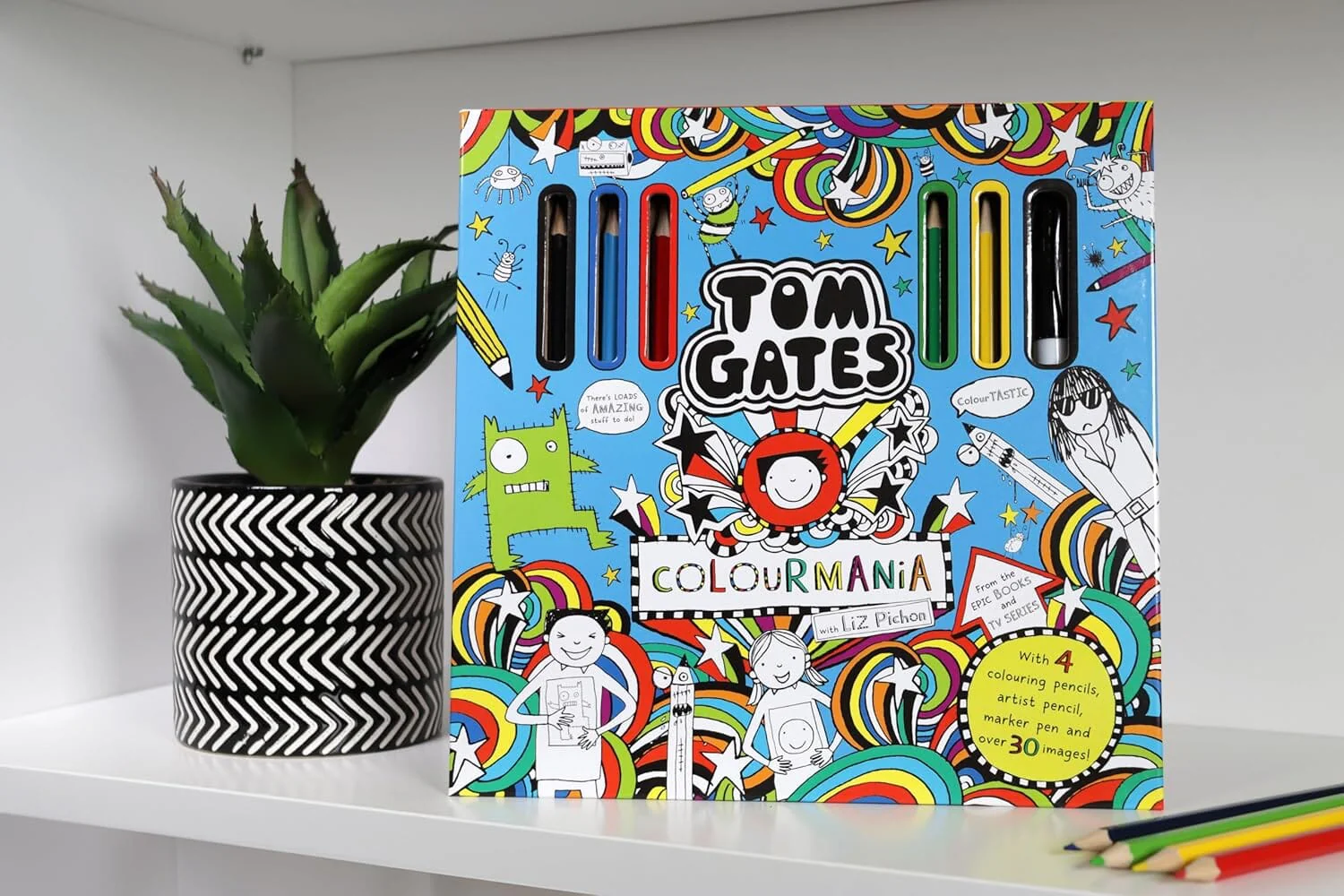 Tom Gates: Colourmania with Liz Pichon - Ages 6-9 - Paperback - Image 5